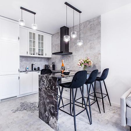 Apartament Róża Wiatrów Giżycko/Wilkasy Exterior foto